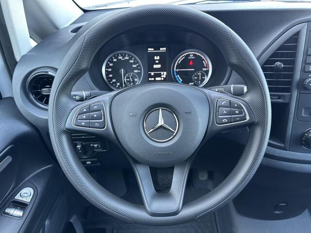 Mercedes-Benz VITO eVito 112 66kWh Airco Apple Carplay Navigatie | Snelladen | 261km WltP