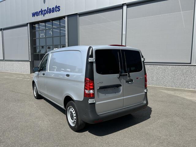 Mercedes-Benz VITO 114 CDI Camera / Navigatie / Parkeersensoren / Cruise control / Airco / 270 Graden achterdeuren