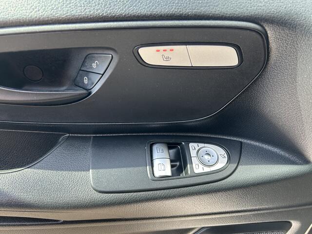 Mercedes-Benz VITO 114 CDI Camera / Navigatie / Parkeersensoren / Cruise control / Airco / 270 Graden achterdeuren