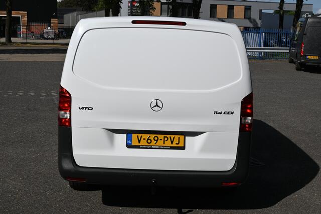 Mercedes-Benz VITO 114 CDI Extra Lang Audio 40 navigatie met camera, 2500kg Trekhaak, Etc.