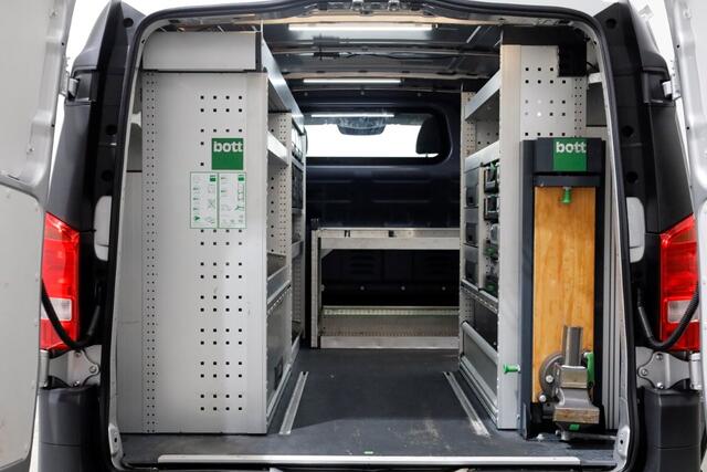 Mercedes-Benz VITO 114 CDI Lang 9G Automaat LED/Inrichting/Navi/Camera 04-2021