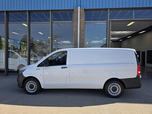 Mercedes-Benz VITO eVito 112 L2 Business Solution 60 kWh Achteruitrijcamera Airco Stoelverwarming