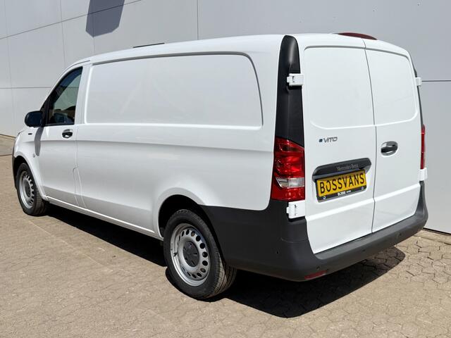 Mercedes-Benz VITO eVito 112 66kWh L2 Elektrisch 94.9% (SOH) 280-WLTP 80kw Snelladen Climate Control Cruise Control Camera Stoelverwarming Parkeersensoren