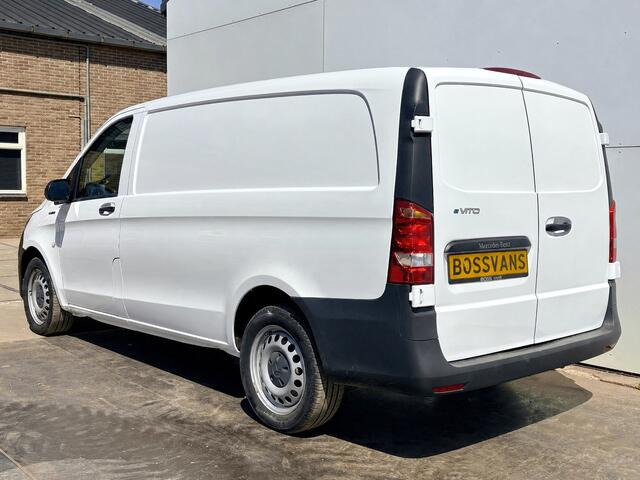 Mercedes-Benz VITO eVito 112 66kWh L2 Elektrisch 95.8% (SOH) 280-WLTP 80kw Snelladen Climate Control Cruise Control Camera Stoelverwarming Parkeersensoren