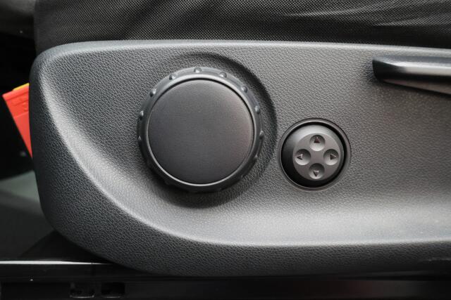 Mercedes-Benz VITO 116 CDI Automaat L2 Pro Leer, LED, Camera, Cruise, Apple Carplay, Rijstrooksensor, Trekhaak, 19''