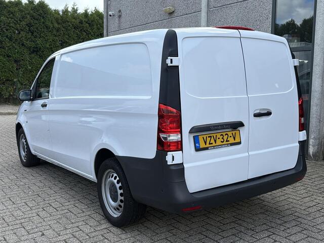 Mercedes-Benz VITO eVito Lang 41 kWh | Elektrisch | Airco | Stoelverwarming | Camera | Houten laadvloer | Bluetooth / Carplay |