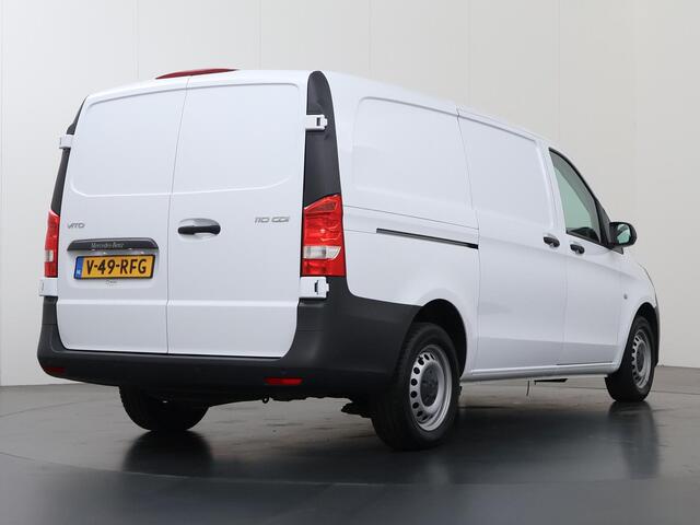 Mercedes-Benz VITO 110 CDI | Lang L2 | AIRCO | CRUISE CONTROL | APPLE CARPLAY | ANDROID AUTO | 3-ZITS | PARKEERSENSOREN VOOR EN ACHTER | BETIMMERDE LAADRUIMTE | CERTIFIED