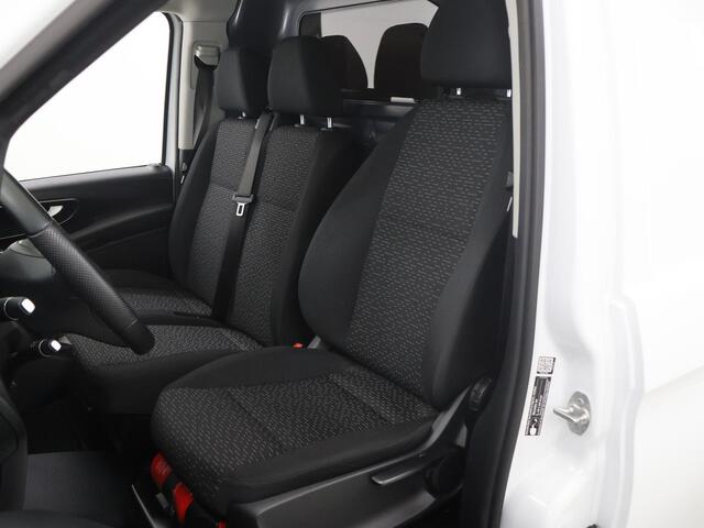 Mercedes-Benz VITO 110 CDI | Lang L2 | AIRCO | CRUISE CONTROL | APPLE CARPLAY | ANDROID AUTO | 3-ZITS | PARKEERSENSOREN VOOR EN ACHTER | BETIMMERDE LAADRUIMTE | CERTIFIED