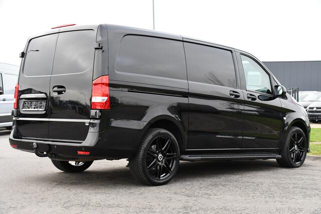 Mercedes-Benz VITO 119 CDI L2 Black Edition Camera, Cruise, Carplay, LED, Automaat, 190pk, Trekhaak, Multimedia, Sensoren, Uniek!