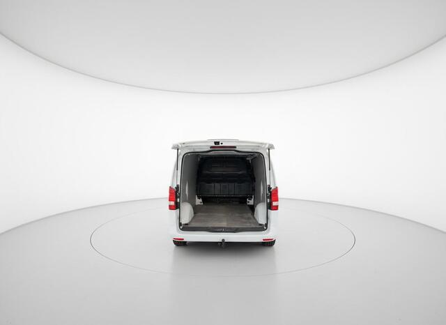Mercedes-Benz VITO 110 CDI AIRCO - TREKHAAK - CRUISE - STOELVERWARMING - BUMPERS IN KLEUR