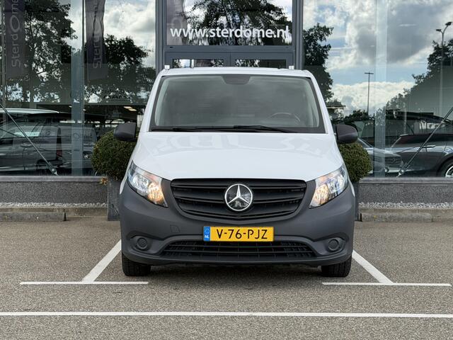 Mercedes-Benz VITO 114 CDI Lang 2.0 RWD I Trekhaak I Automaat I Distronic I Stoelverwarming I Camera I Audi MB 40 I Alarm klasse 3 I DAB I Airco l Regensensor l Tweezitsbank l I Houten vloer I Deuren 180 gr te openen l