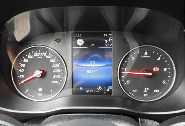 Mercedes-Benz VITO 119 CDI XL DC AUT | LUCHTVERING | 2X SCHUIFDEUR | 2.5t TREKHAAK