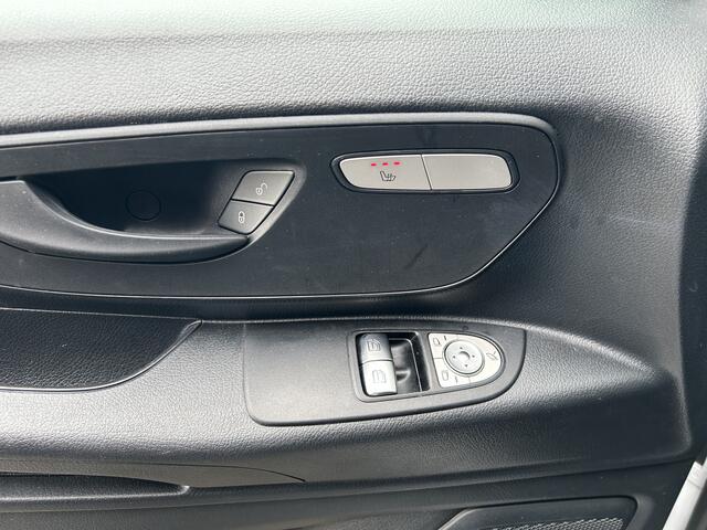 Mercedes-Benz VITO eVito 112 L2 60 kWh / Snel laden 80kw / Camera / Parkeersensoren / Airco / Cruise control / Carplay navigatie / Achterdeuren