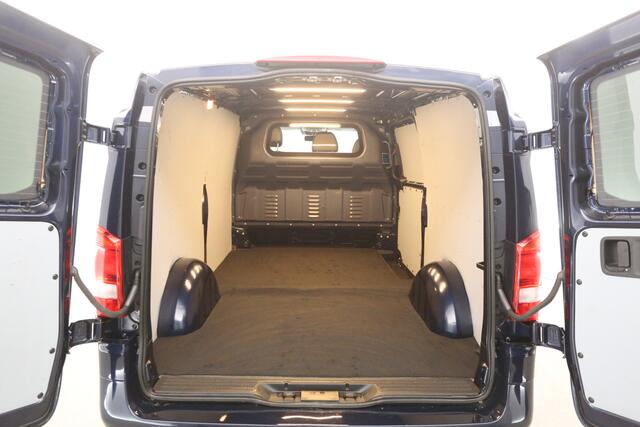 Mercedes-Benz VITO 116 CDI Extra Lang | Automaat | Clima | Camera | Cruise | 3 Zits | Trekhaak | Navi | Carplay | LED