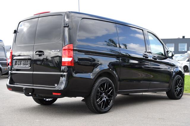 Mercedes-Benz VITO 116 CDI L2 Black Edition Camera, Cruise, Carplay, LED, 164pk, Stoelverwarming, Standkachel, Automaat, Multimedia, Uniek!