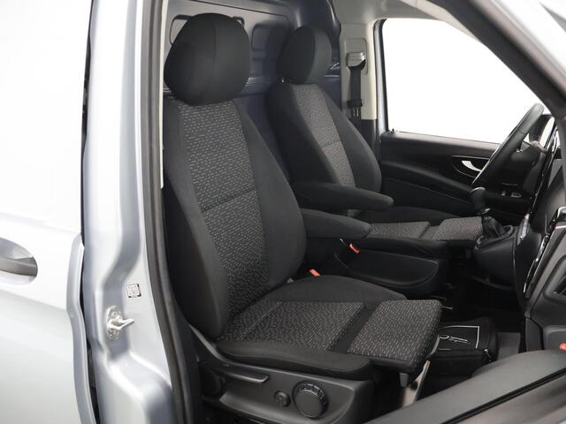 Mercedes-Benz VITO 114 CDI | L2 | PRO | ACHTERUITRIJCAMERA | AUTOMATISCHE AIRCO | TREKHAAK | CARPLAY | ANDROID AUTO | CRUISE CONTROL | METALLIC | 2 COMFORT STOELEN | CERTIFIED
