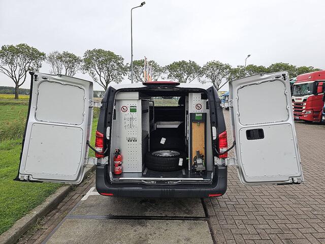 Mercedes-Benz VITO 114 CDI L2H1 Cruise control, Airco, Pdc, Carplay, Navi, Camera, Led, Lane-assist, Stoelverwarming, Werkplaats-Inrichting, Achterdeuren, 136 pk, Automaat