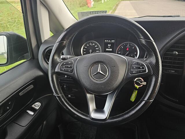 Mercedes-Benz VITO 114 CDI L2H1 Cruise control, Airco, Pdc, Carplay, Navi, Camera, Led, Lane-assist, Stoelverwarming, Werkplaats-Inrichting, Achterdeuren, 136 pk, Automaat