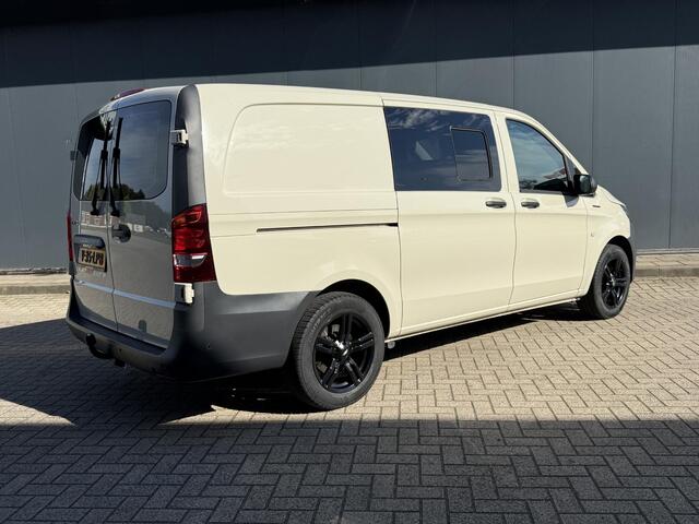Mercedes-Benz VITO eVito Lang 66 kWh / Navigatie / Camera / Bluetooth / Airco / Snelladen / Cruise Control / Trekhaak / Stoelverwarming