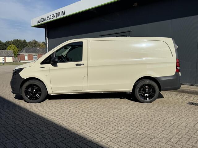 Mercedes-Benz VITO eVito Lang 66 kWh / Navigatie / Camera / Bluetooth / Airco / Snelladen / Cruise Control / Trekhaak / Stoelverwarming