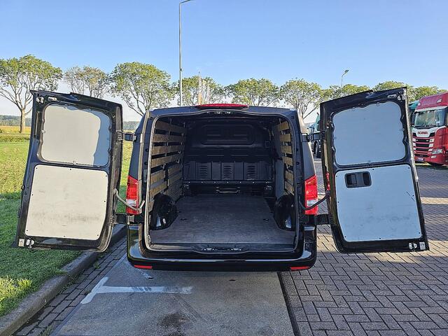 Mercedes-Benz VITO 114 CDI L2H1 Cruise control, Airco, Carplay, Navi, Camera, Bumpers-in-kleur, Automaat