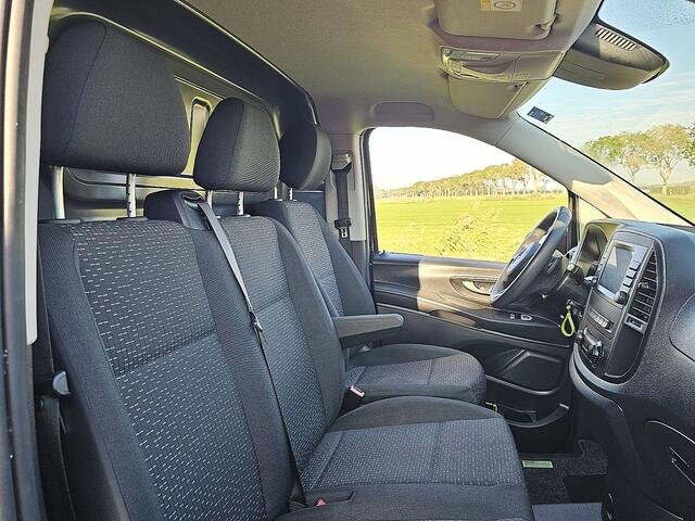 Mercedes-Benz VITO 114 CDI L2H1 Cruise control, Airco, Carplay, Navi, Camera, Bumpers-in-kleur, Automaat
