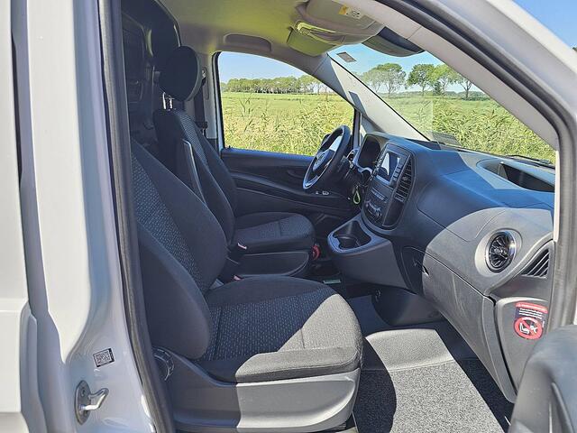 Mercedes-Benz VITO eVito 112 L3 60 kWh Cruise control, Airco, Pdc, Carplay, Camera, Climate control, Stoelverwarming, 280KM WLTP, 80kw-snelladen
