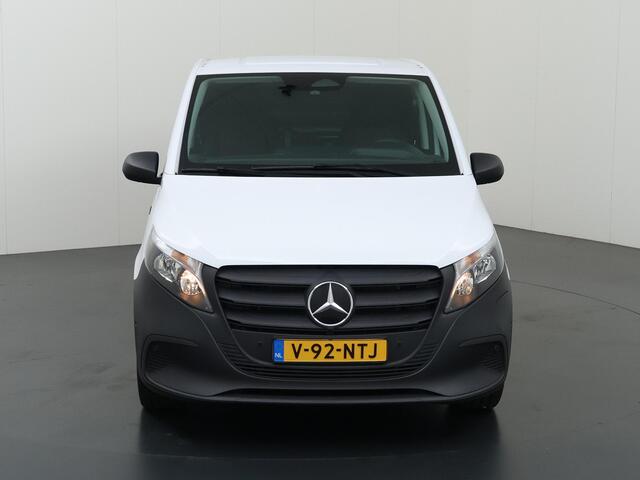 Mercedes-Benz VITO eVito 112 Bestelwagen L2 66 kWh | Navigatie | Achteruitrijcamera | Achterdeuren | Dodehoekassistent | Cruisecontrol |