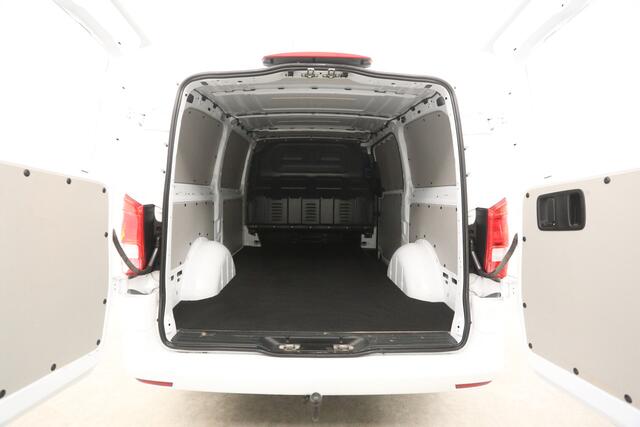 Mercedes-Benz VITO 114 CDI Lang | Automaat | Airco | Cruise | Carplay | 3 Zits | Trekhaak | Stoelverwarming