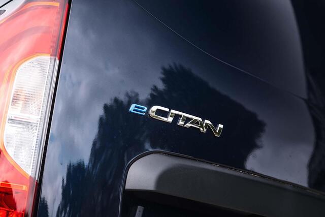 Mercedes-Benz eCitan L1 Pro 51 kWh | Stoelverwarming | Climate Control | Navigatie | LED Koplampen | Airco | Bluetooth | Cruise control |