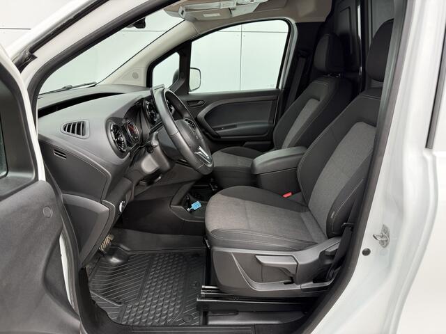 Mercedes-Benz eCitan 112 Pro 51 kWh L2 284 WLTP 98,3% (SOH) Trekhaak 75kW Snelladen MBUX Apple Carplay Cruise Control Stoelverwarming Stuurverwarming Laadkabel