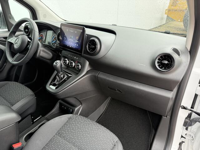 Mercedes-Benz eCitan Pro 51kWh 122PK Nieuw! L1 Elektrisch 300km WLTP 75KW Snelladen Climate Control Cruise Control Carplay Camera Parkeersensoren Achter