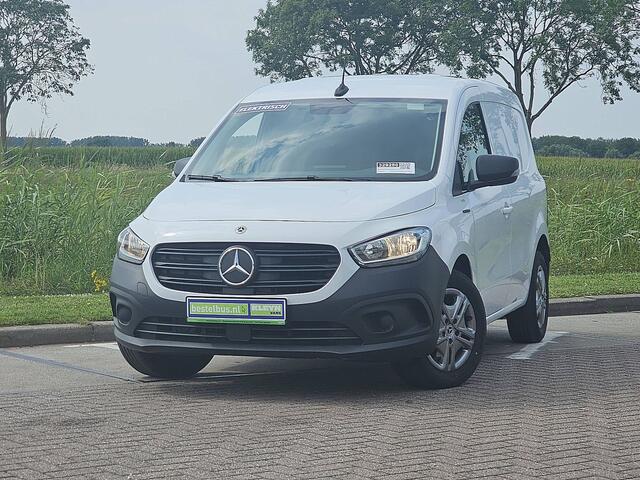 Mercedes-Benz eCitan 51kWh L1H1 Cruise control, Airco, Pdc, Carplay, Navi, Camera, Climate control, 51kWh, 290Km WLTP, Camera, 75kw-Snelladen, 3-Zits, Mbux, Trekhaak