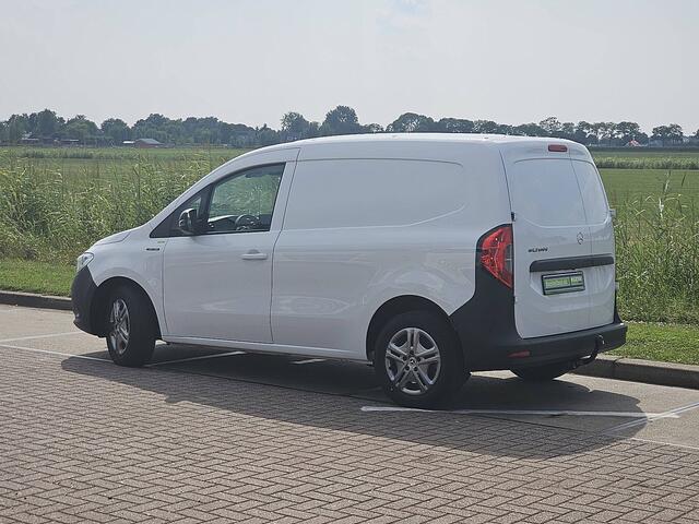 Mercedes-Benz eCitan 51kWh L1H1 Cruise control, Airco, Pdc, Carplay, Navi, Camera, Climate control, 51kWh, 290Km WLTP, Camera, 75kw-Snelladen, 3-Zits, Mbux, Trekhaak