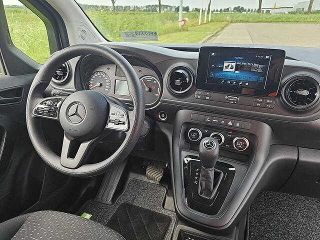 Mercedes-Benz eCitan 51kWh L1H1 Cruise control, Airco, Pdc, Carplay, Navi, Camera, Climate control, 51kWh, 290Km WLTP, Camera, 75kw-Snelladen, 3-Zits, Mbux, Trekhaak