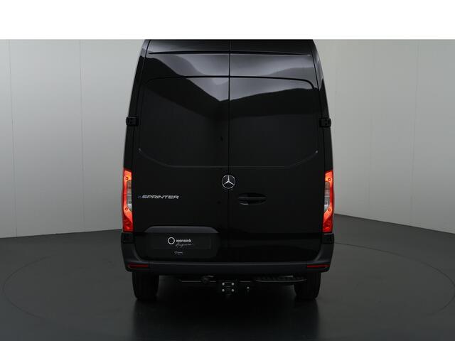 Mercedes-Benz eSprinter 314 L2 Pro 81kWh | Trekhaak | Stoelverwarming | 3-zits | Climate Control | Achteruitrijcamera | Airco | Cruise Control |