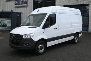 mercedes-benz-esprinter-320-l2h2-pr