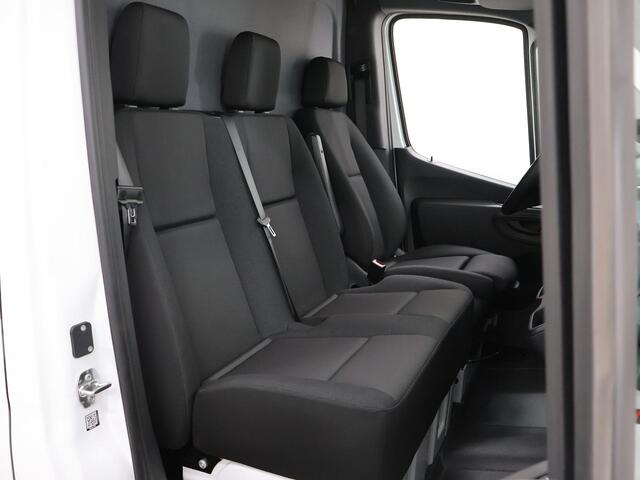 Mercedes-Benz eSprinter 414 GB L3 RWD PRO