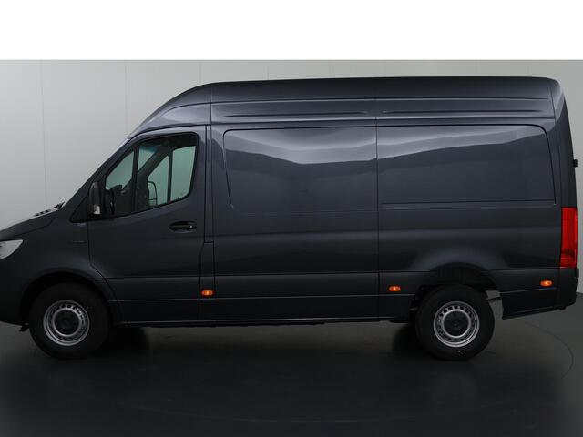 Mercedes-Benz eSprinter 314 L2 H2 RWD PRO 81kWh | Comfortbestuurdersstoel | Trekhaak | Smartphone integratie pakket | 115 kW Snelladen | Achteruitrijcamera | Standkachel |