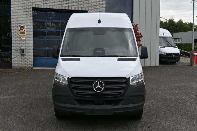 Mercedes-Benz eSprinter 314 L2H2 Pro 81kWh Smartphone integratie pakket, 115kW DC laden