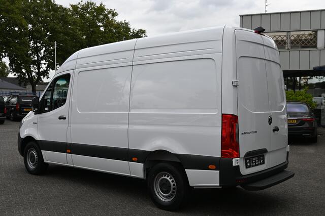 Mercedes-Benz eSprinter 314 L2H2 Pro 81kWh Smartphone integratie pakket, 115kW DC laden