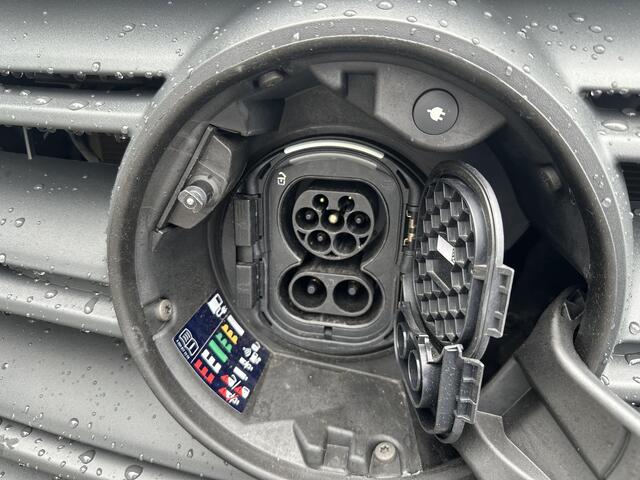 Mercedes-Benz eSprinter eSprinter L2H2 Snelladen Leer Camera Airco 41kWh 100% Elektrisch