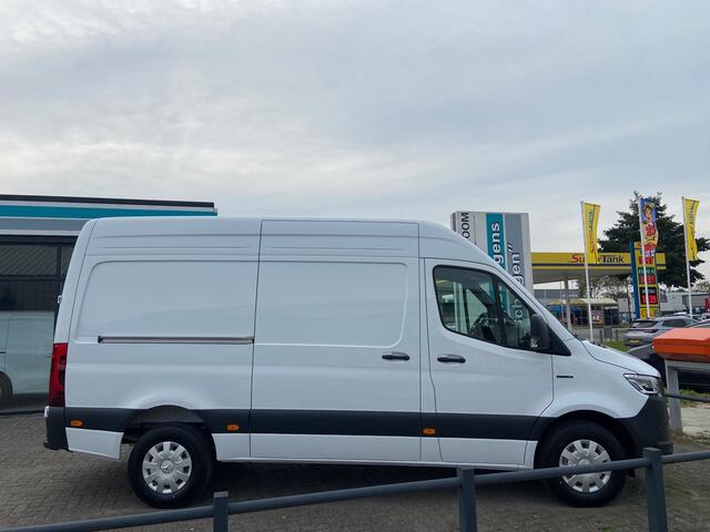 Mercedes-Benz eSprinter 314 L2H2 Pro 81kWh | 115KW DC laden | LED | Facelift
