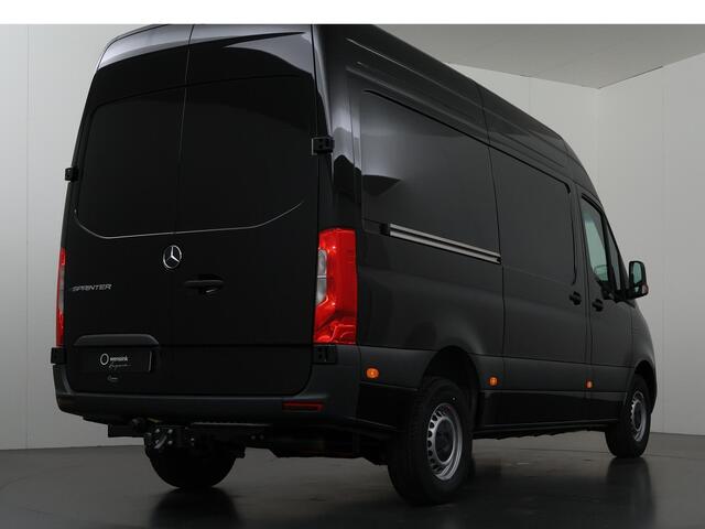 Mercedes-Benz eSprinter 314 L2 H2 PRO | 81 kWh | 100% elektrisch | 2000kg Trekhaak | 115Kw/u DC Snelladen | Smartphone integratie pakket | Carplay | Camera | Comfort bestuurdersstoel |