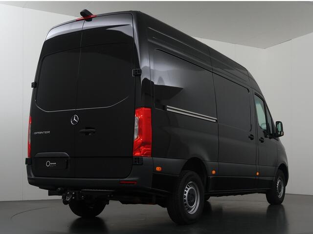 Mercedes-Benz eSprinter 314 L2 H2 RWD PRO 81kWh | Comfortbestuurdersstoel | Trekhaak | Smartphone integratie pakket | 115 kW Snelladen | Achteruitrijcamera |