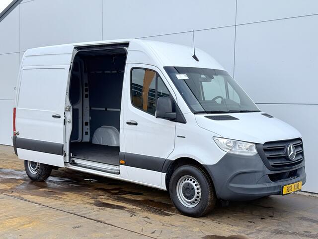 Mercedes-Benz eSprinter 112 L2H2 100% Elektrisch 55kWh 168km WLTP 80kw Snelladen Climate Control Camera Stoelverwarming
