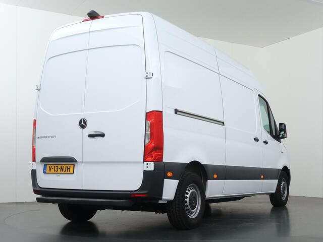 Mercedes-Benz eSprinter L2 H2 | 55 kWh | Parkeercamera | Bluetooth | Stoelverwarming | Keyless Go | Certified