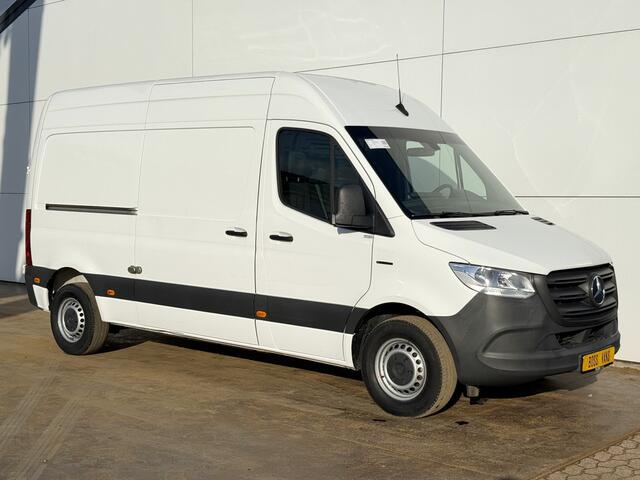 Mercedes-Benz eSprinter 112 L2H2 100% Elektrisch 55kWh 168km WLTP 80kw Snelladen Climate Control Camera Stoelverwarming