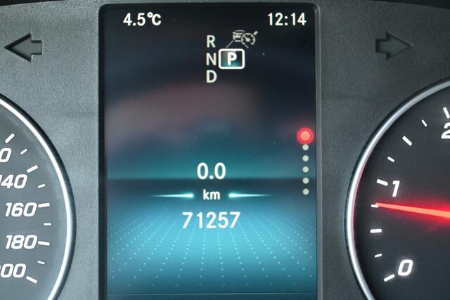 Mercedes-Benz eSprinter 320 L2H2 Select 81kWh DC Laden 115kW, Distronic, Trekhaak, Etc.