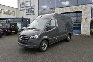 mercedes-benz-esprinter-320-l2h2-se